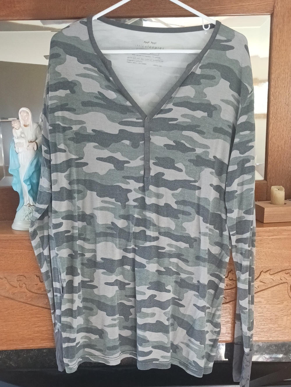 Little Sleepies Bamboo Long-Sleeve V-Neck Camo Top in Gray and Green